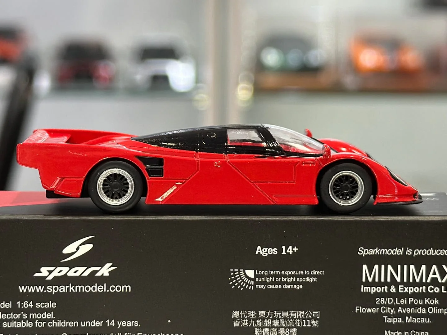 Porsche 1993 Dauer 962 Red Sparky Tiny Exclusive 1/64 - Image 2